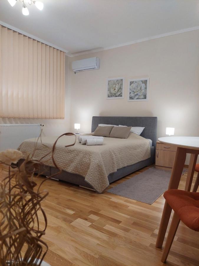 Apartament Apartman Miluro Subotica Zewnętrze zdjęcie